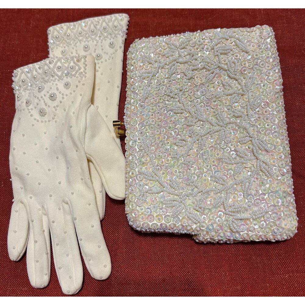 Vintage La Regale White Sequined Bag with Matching Gloves